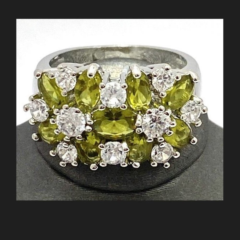 Peridot & White Sapphire Ring 5.98ctw Size 7